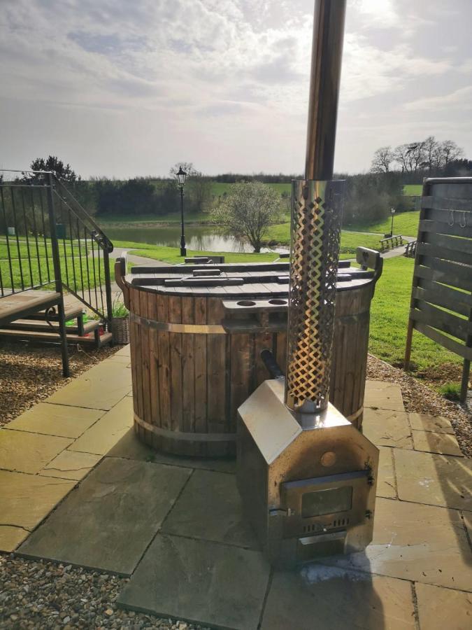 Fair Farm Hideaway Vila Waltham on the Wolds Exterior foto