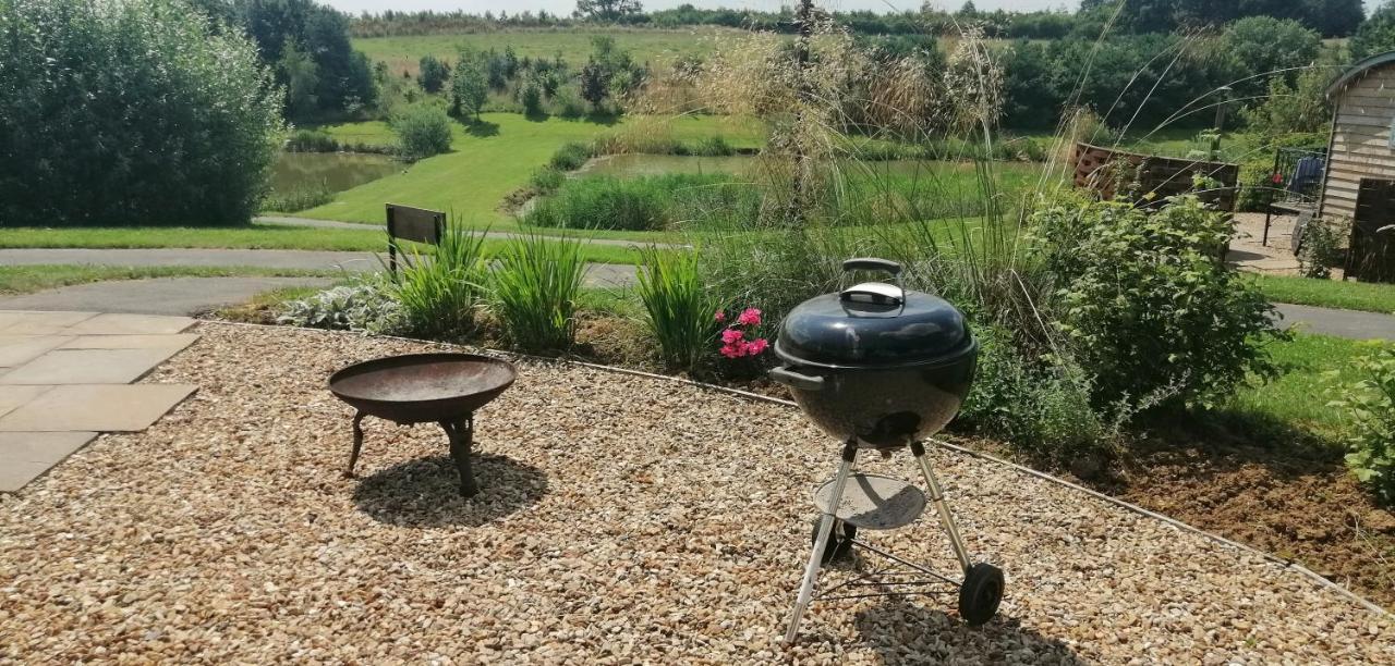 Fair Farm Hideaway Vila Waltham on the Wolds Exterior foto